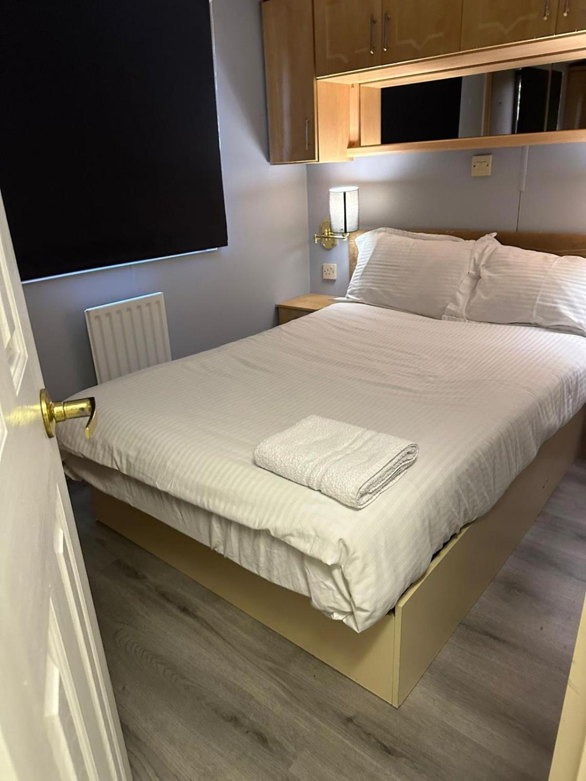 Ruxley Rooms Sidcup Eksteriør billede